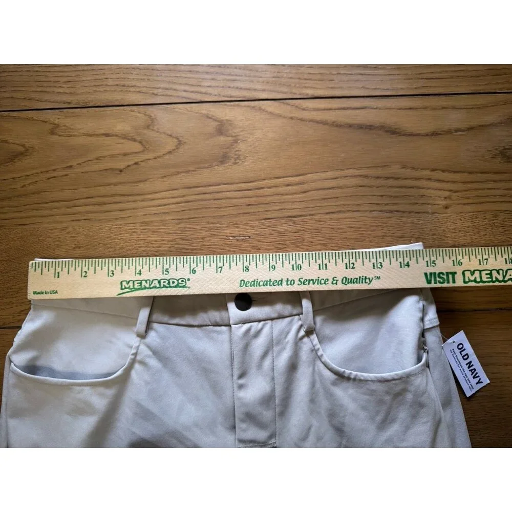 Old NAVY Active Dress Pants 30x32 Cream Tech Hybrid Slim 4 Way Stretch Light NWT